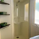 Mobil La Carabasse Terrasse Fermee Hors Saison Campingplatz Vias