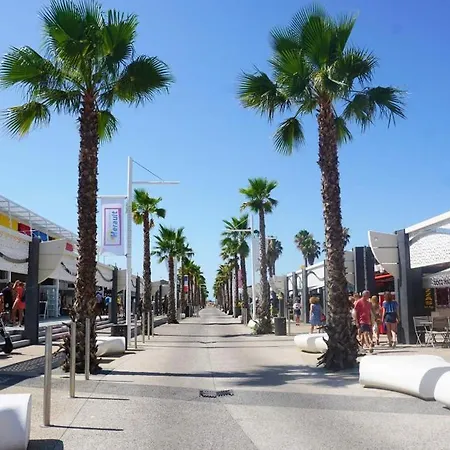 Mobil La Carabasse Terrasse Fermee Hors Saison * Vias