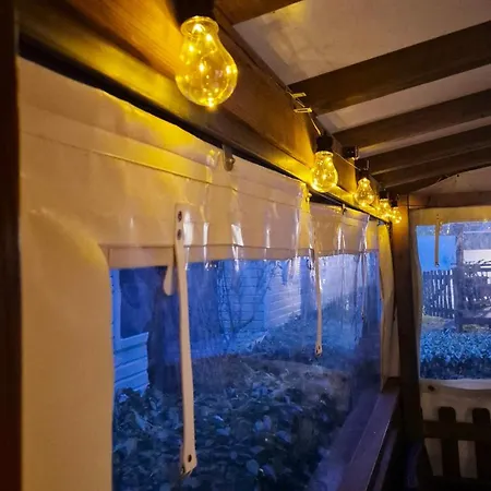 Campsite Mobil La Carabasse Terrasse Fermee Hors Saison Vias