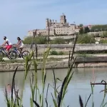 Campingplads Mobil La Carabasse Terrasse Fermee Hors Saison Vias