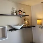 Mobil La Carabasse Terrasse Fermee Hors Saison Campingplads *